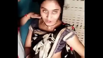 Indian Bhabhi Boobs Suck With Devar (DesiSip.Com)